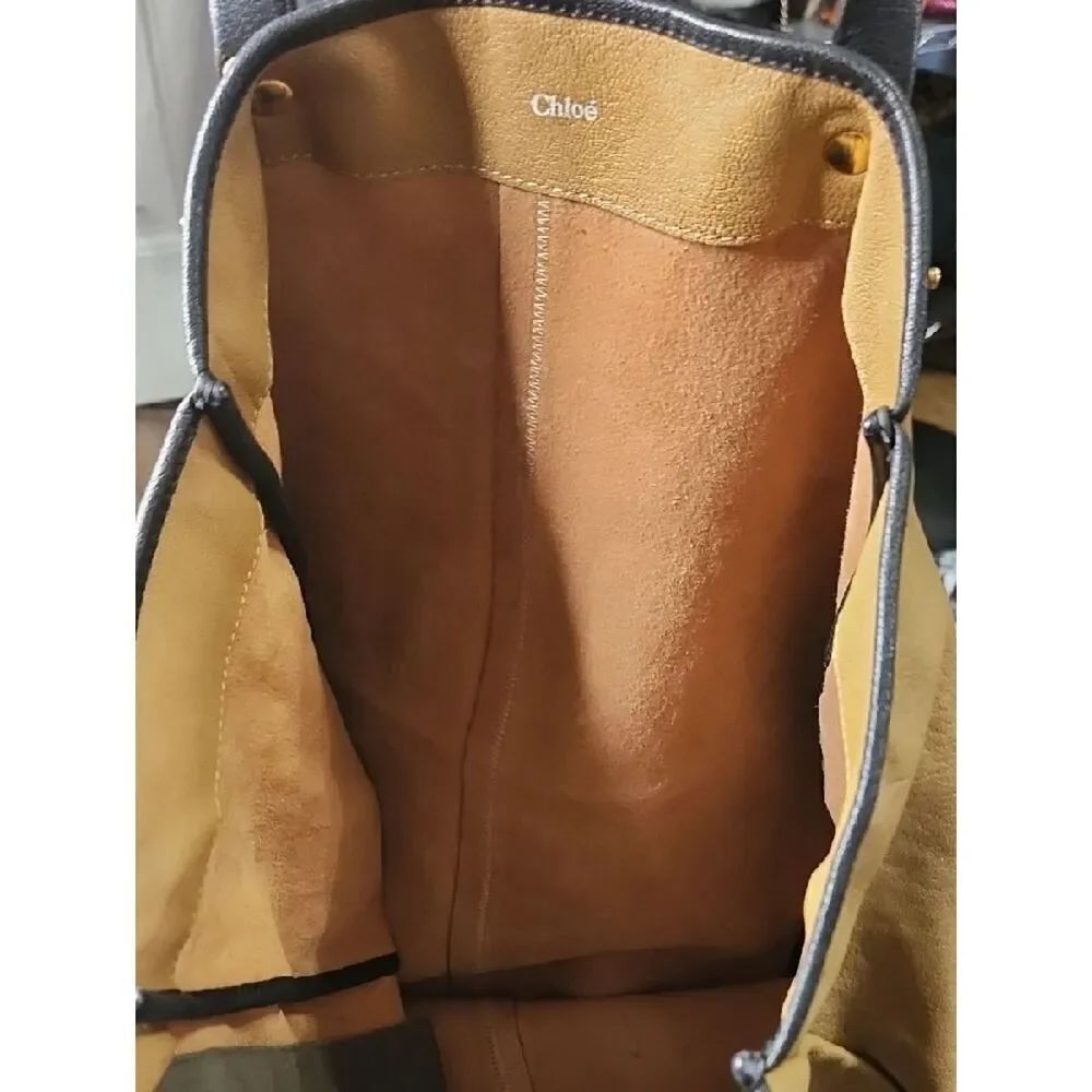 Chloe Leather Tote Two-Way with COA - Picture 4 of 12